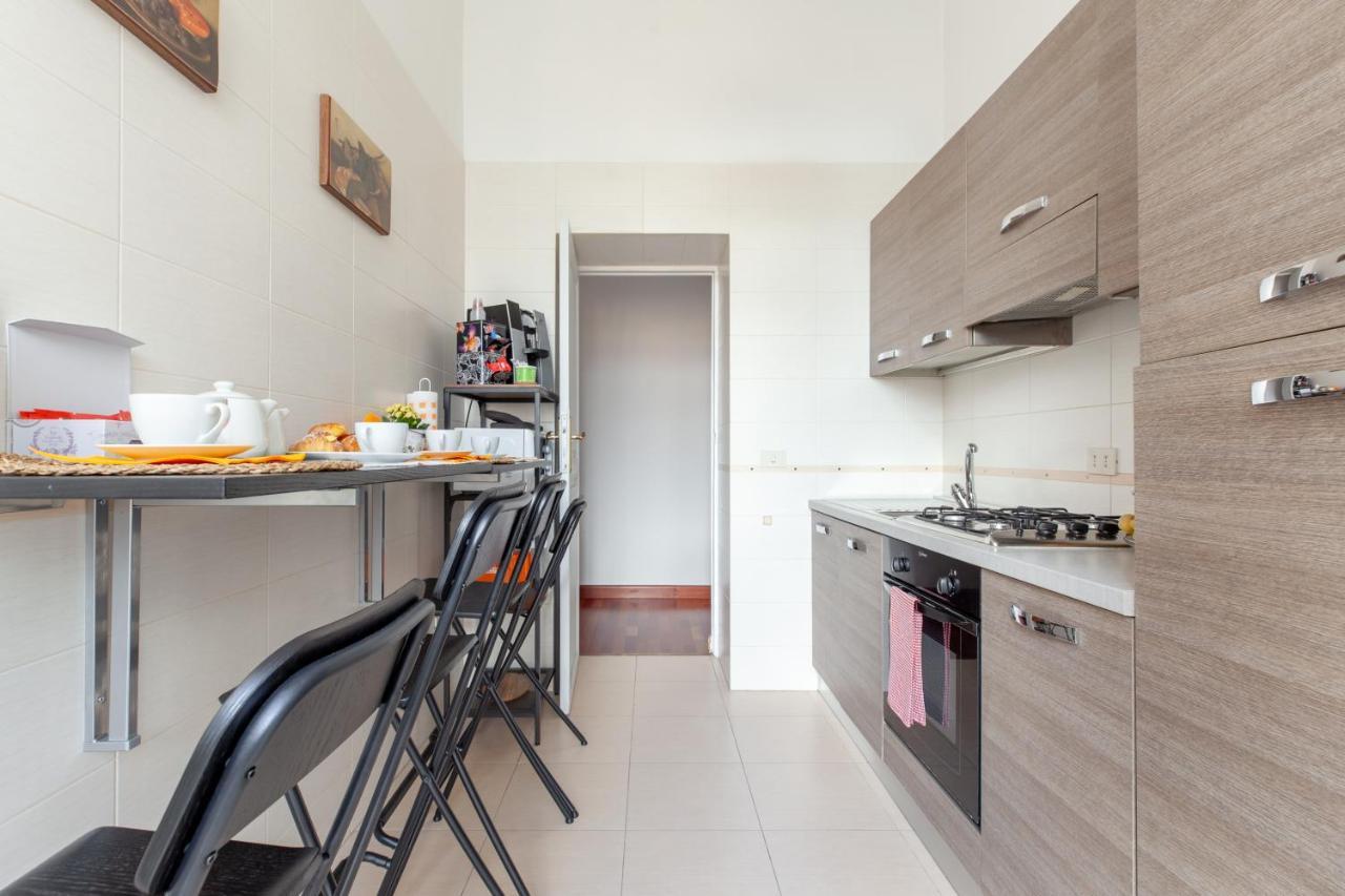 Leonardo Suite Navona Rome Bagian luar foto