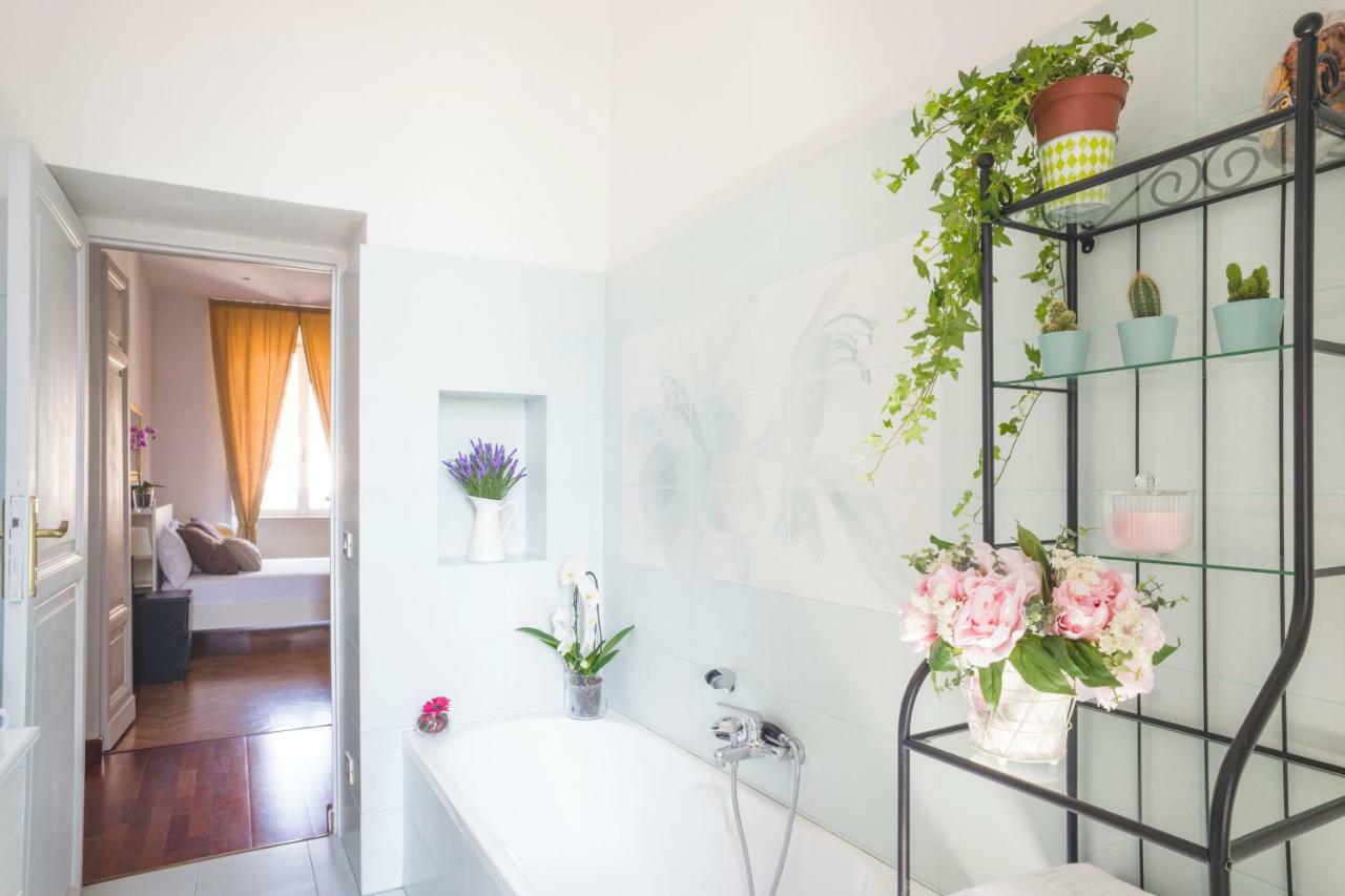 Leonardo Suite Navona Rome Bagian luar foto