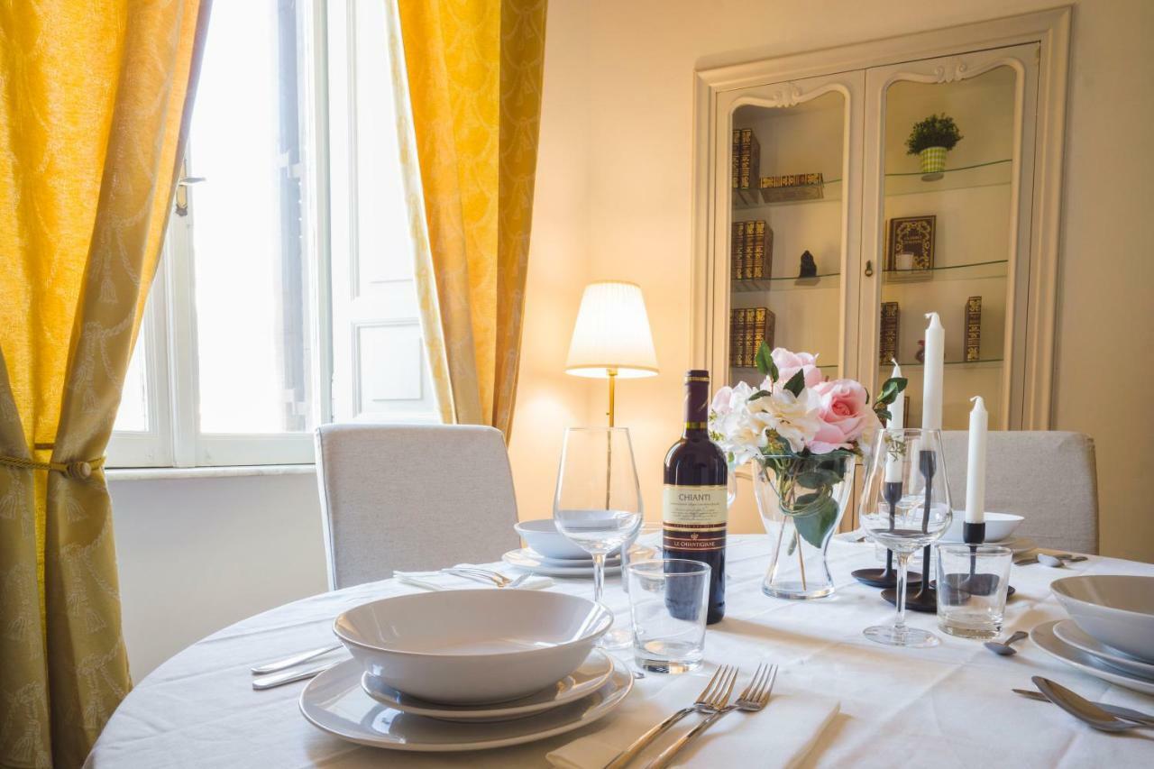 Leonardo Suite Navona Rome Bagian luar foto